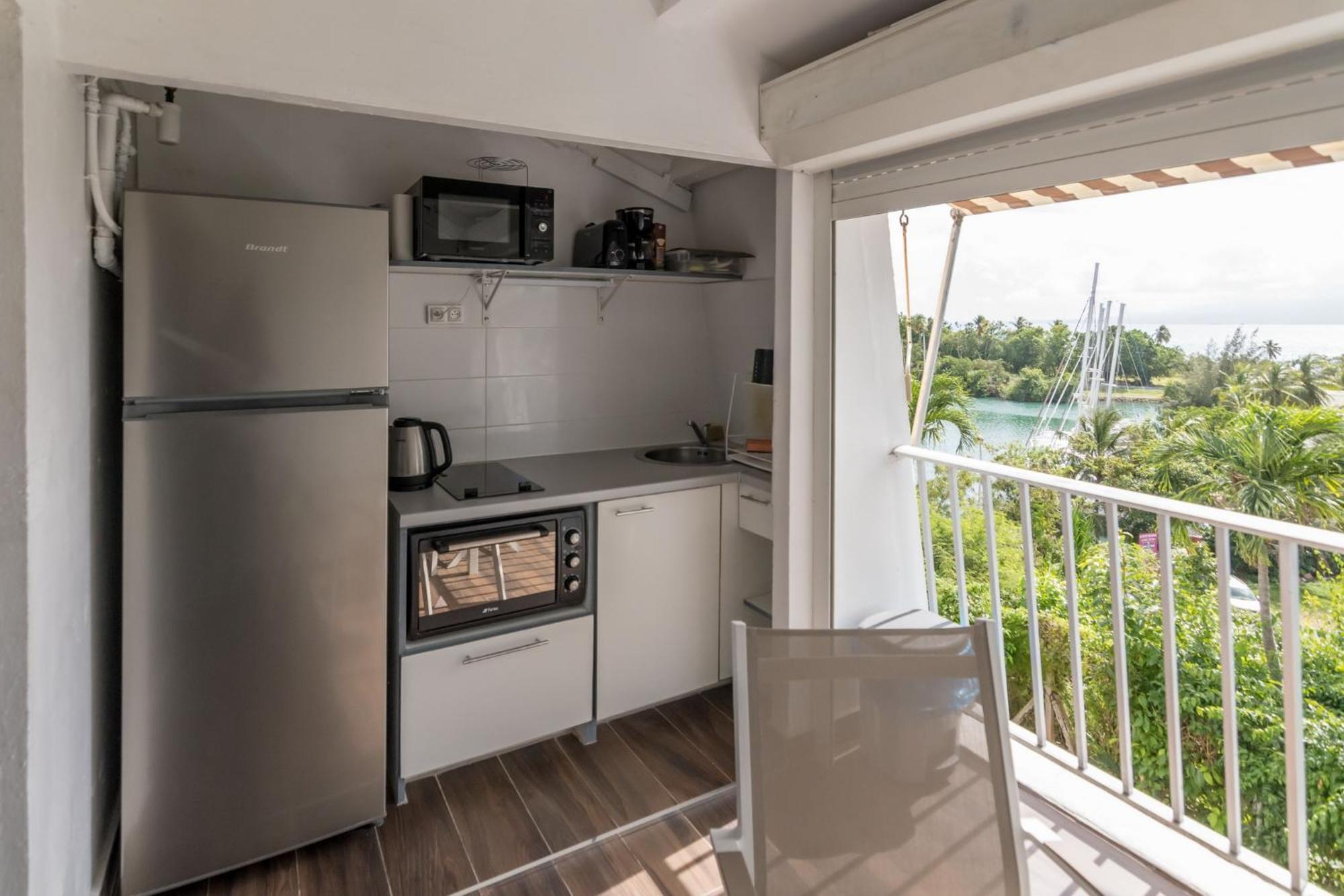Ferienwohnung Superbe Studio En Duplex, Vue Sur Mer Et Piscine Le Gosier  Exterior foto