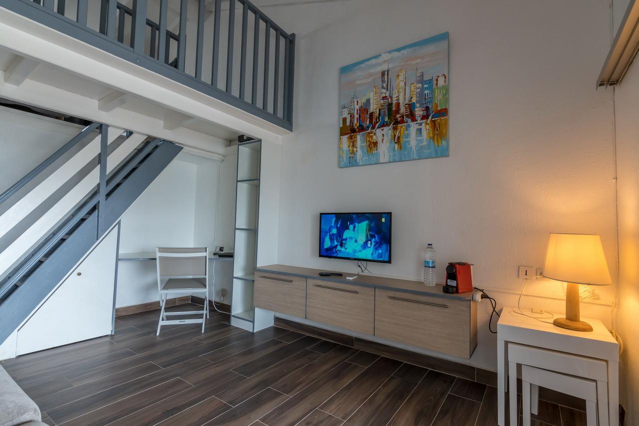 Ferienwohnung Superbe Studio En Duplex, Vue Sur Mer Et Piscine Le Gosier  Exterior foto