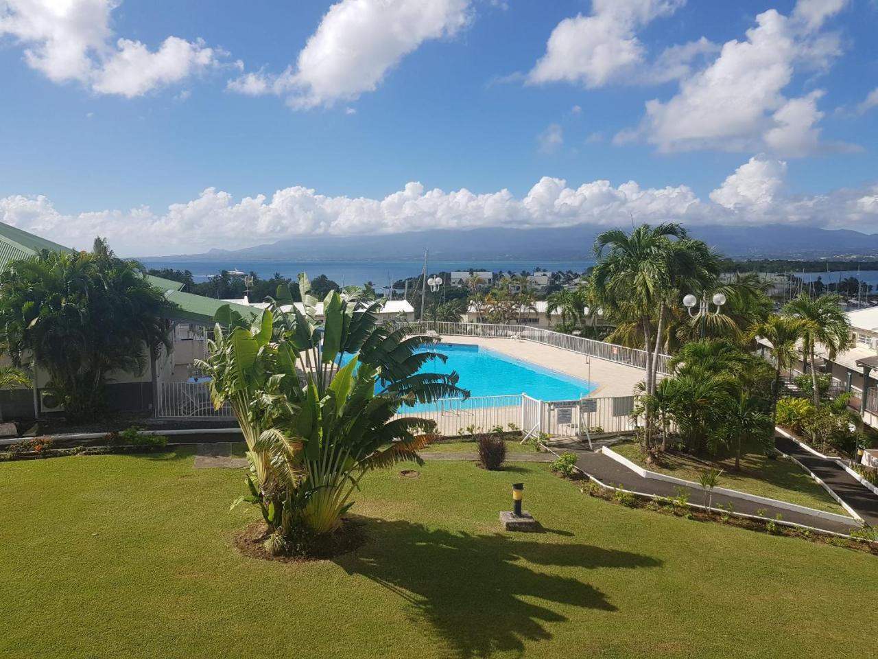 Superbe Studio En Duplex, Vue Sur Mer Et Piscine Le Gosier  Exterior foto